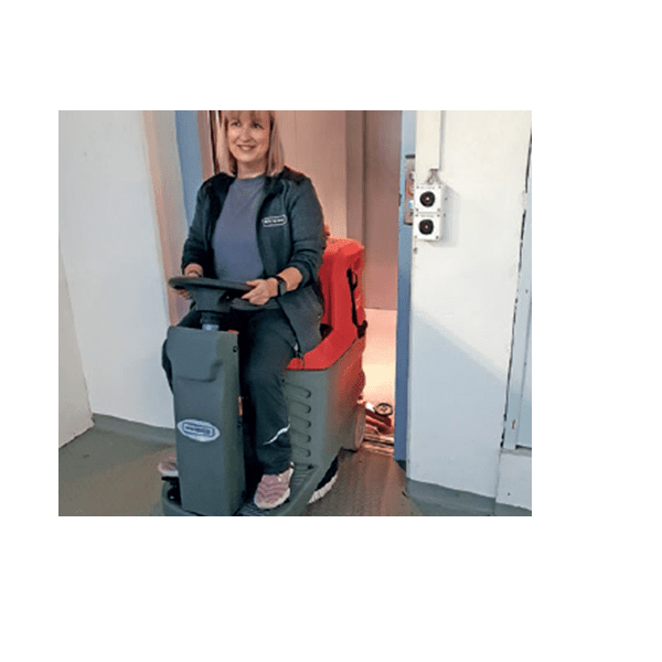 AUTOLAVEUSE AUTOPORTEE RA 565 IBC Cleanfix - Image 5